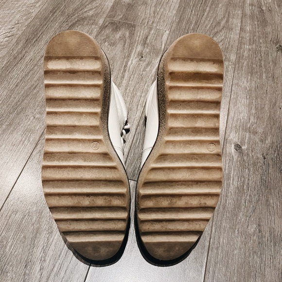 Shoe The Bear — BEX - Picture 5 of 5